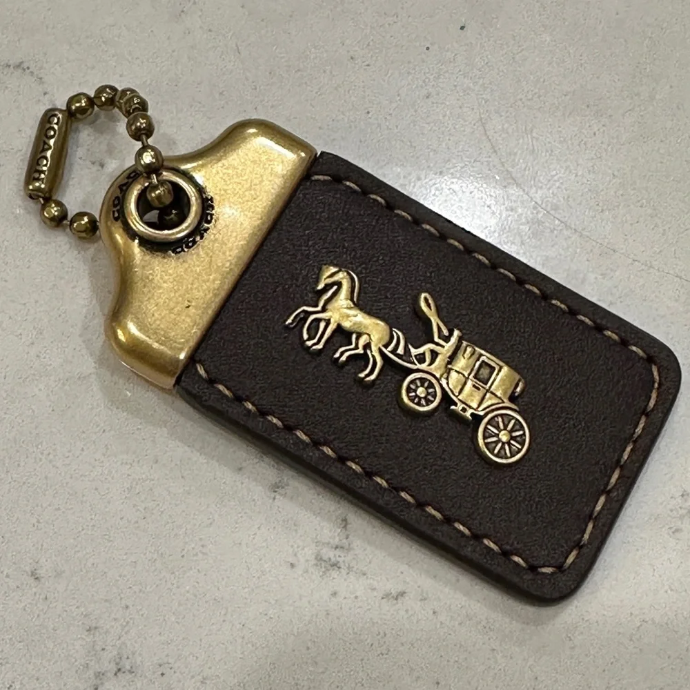 小物 COACH Horse&Carriage Hangtag Key Holder Coach | Accessories | Coach 941 Rogue Horse And Carriage Brown